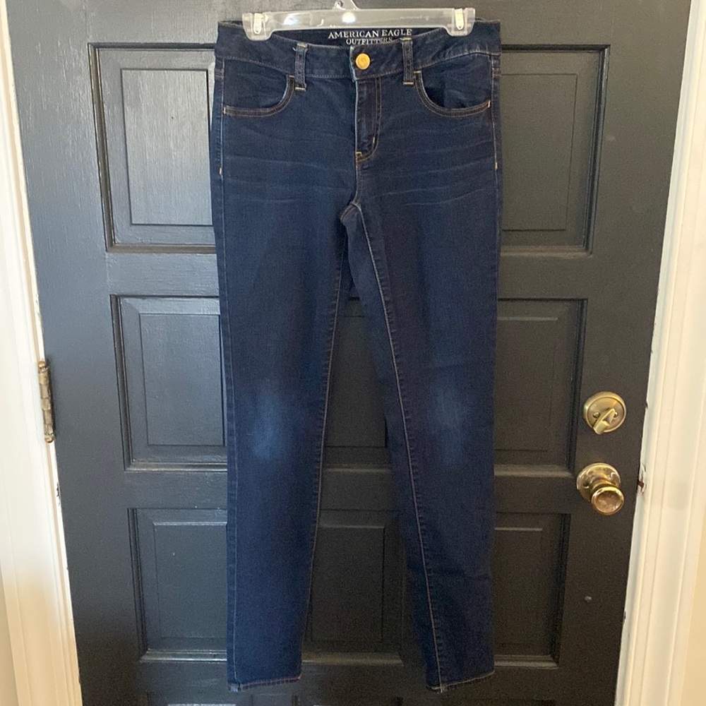 American Eagle Jegging Super Stretch Jeans. Size 8